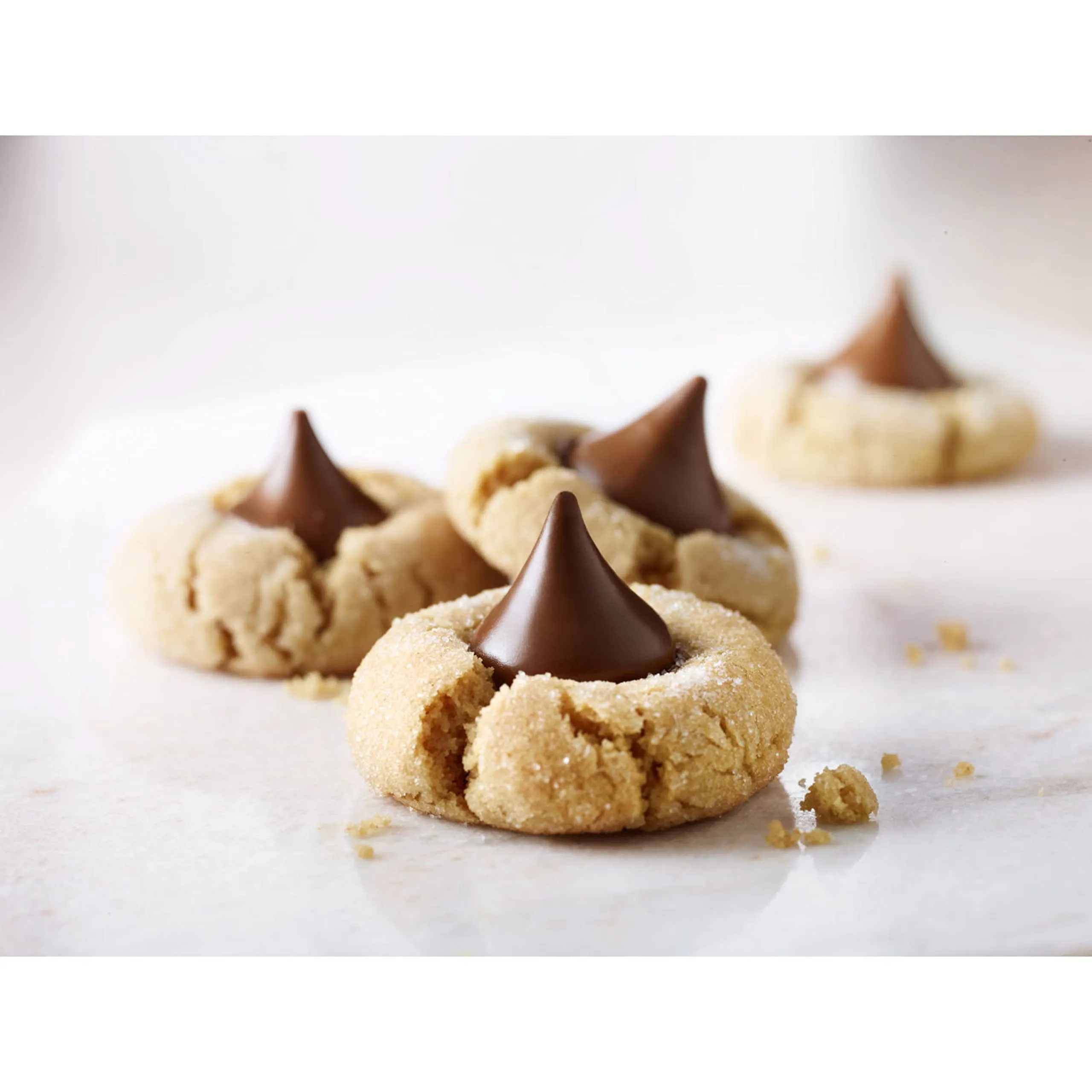 HERSHEY'S KISSES Milk Chocolate Candy Party Pack, 35.8 oz