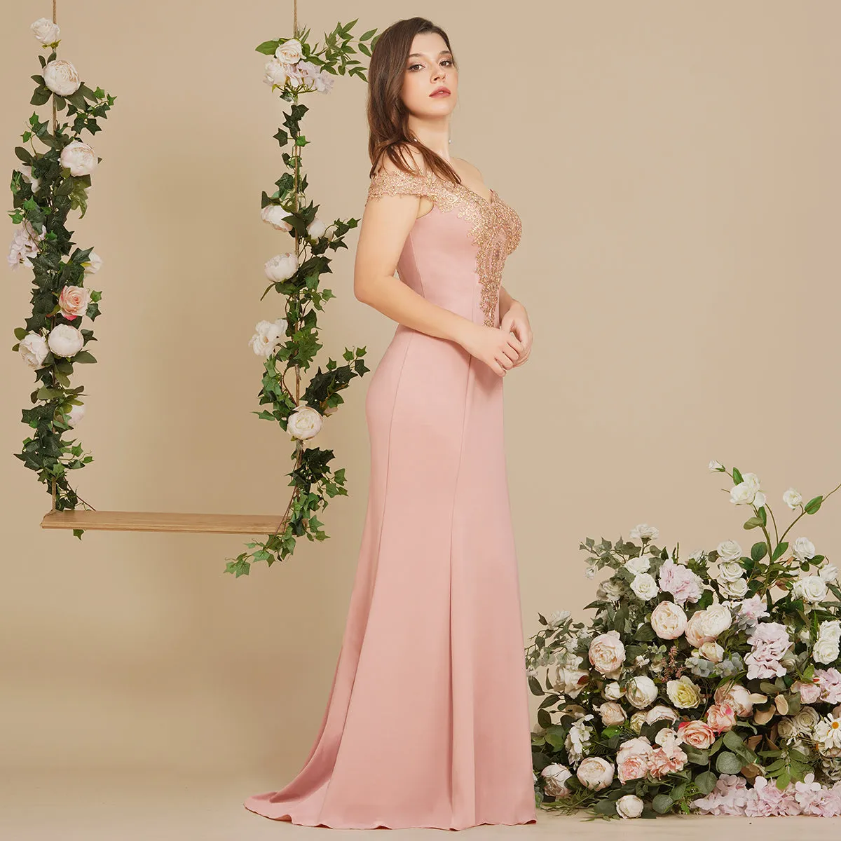 Off the Shoulder Gold Appliques Mermaid Evening Gowns Slim Prom Dress